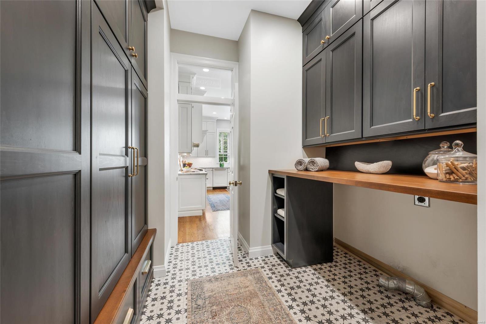 Three Sisters Farm 1 - Residential