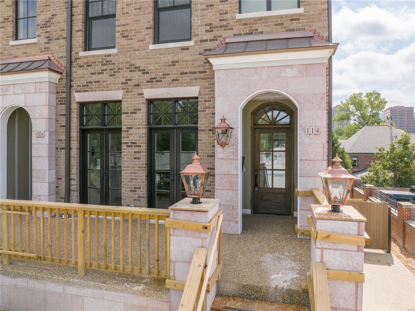 Townhomes of Clayton - Residential