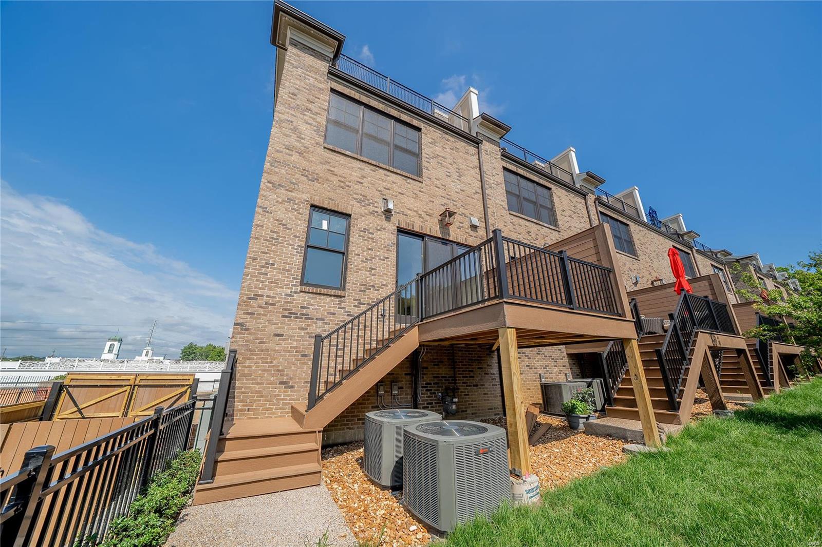 Townhomes of Clayton - Residential