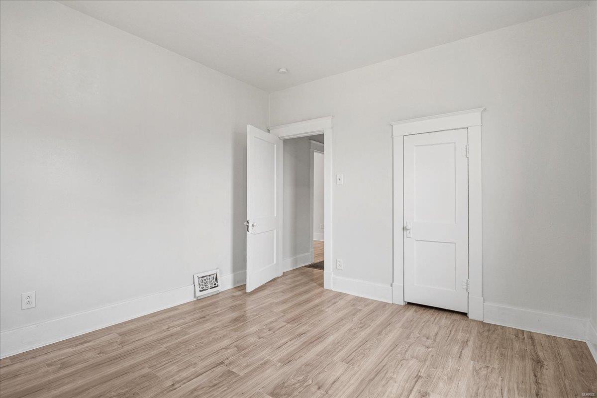 Madison, Illinois 62060, United States, 2 Bedrooms Bedrooms, ,1 BathroomBathrooms,Residential,Pending,102778