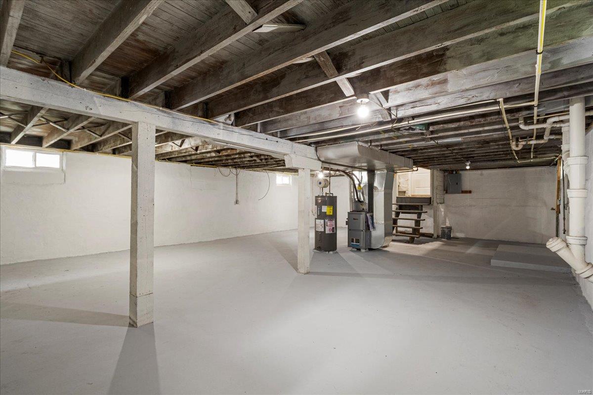 Madison, Illinois 62060, United States, 2 Bedrooms Bedrooms, ,1 BathroomBathrooms,Residential,Pending,102778