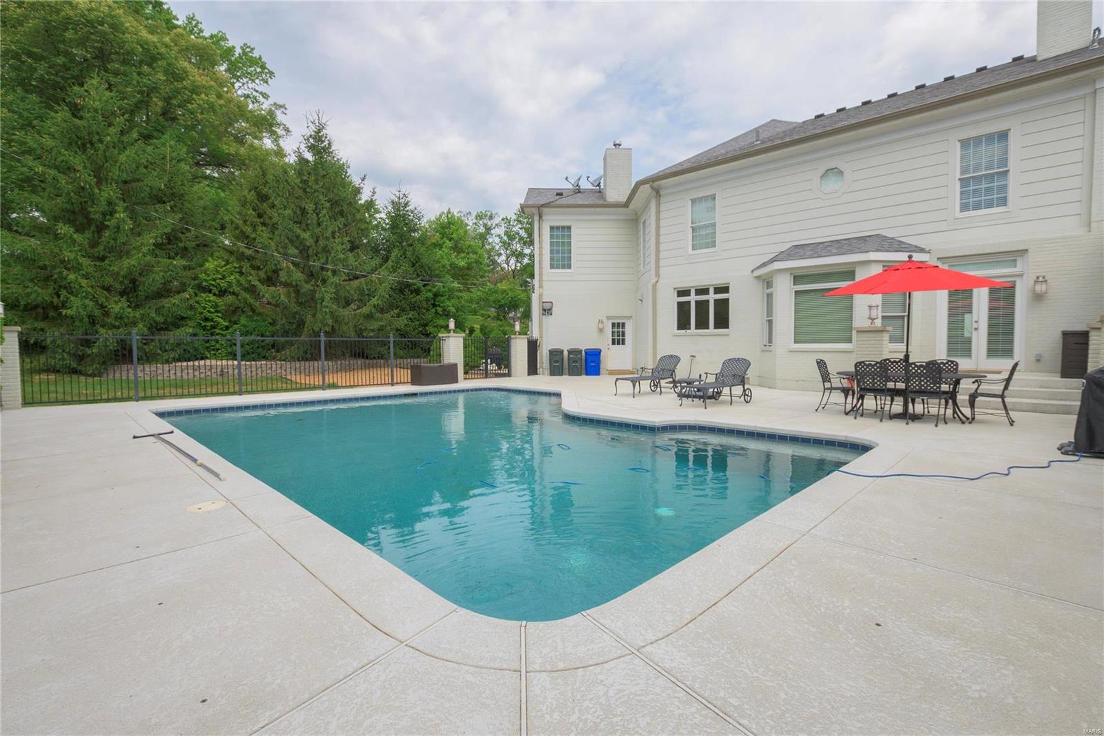 Hickory Hill - Residential