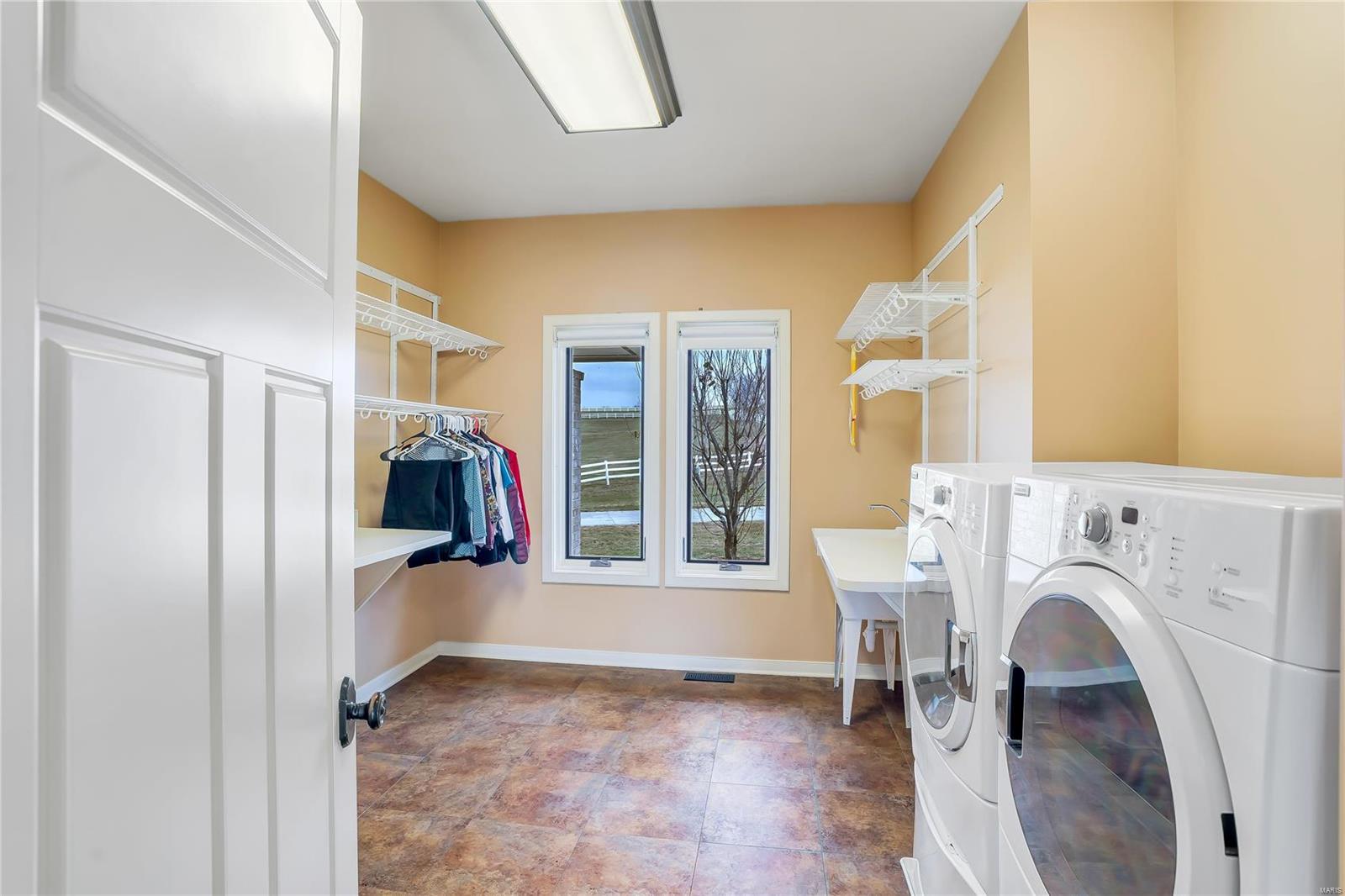 Lewis & Clark Trails - Residential