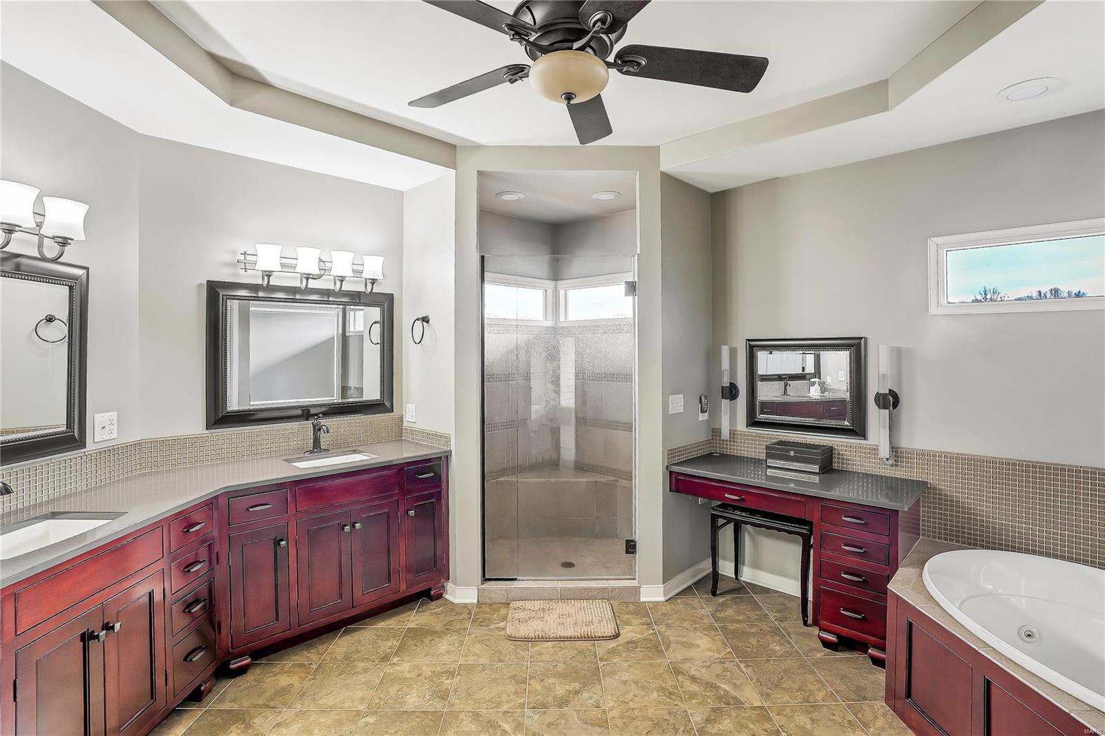 Lewis & Clark Trails - Residential