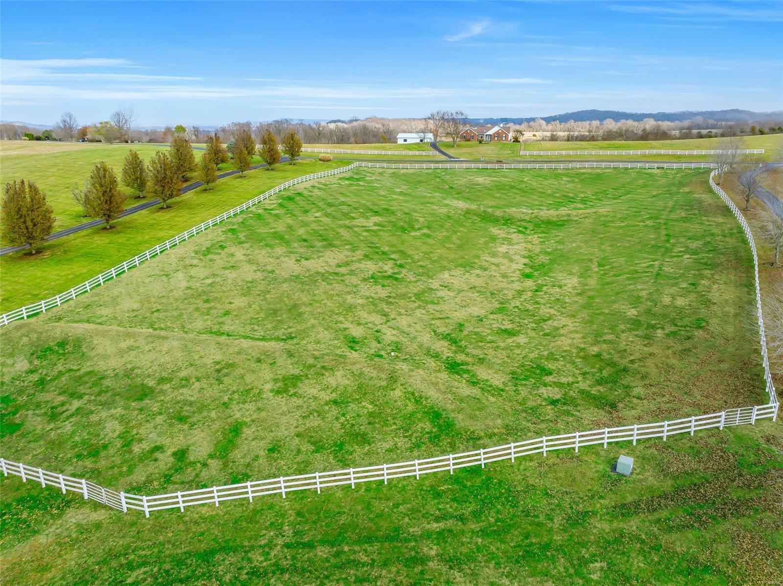 Lewis & Clark Trails - Residential