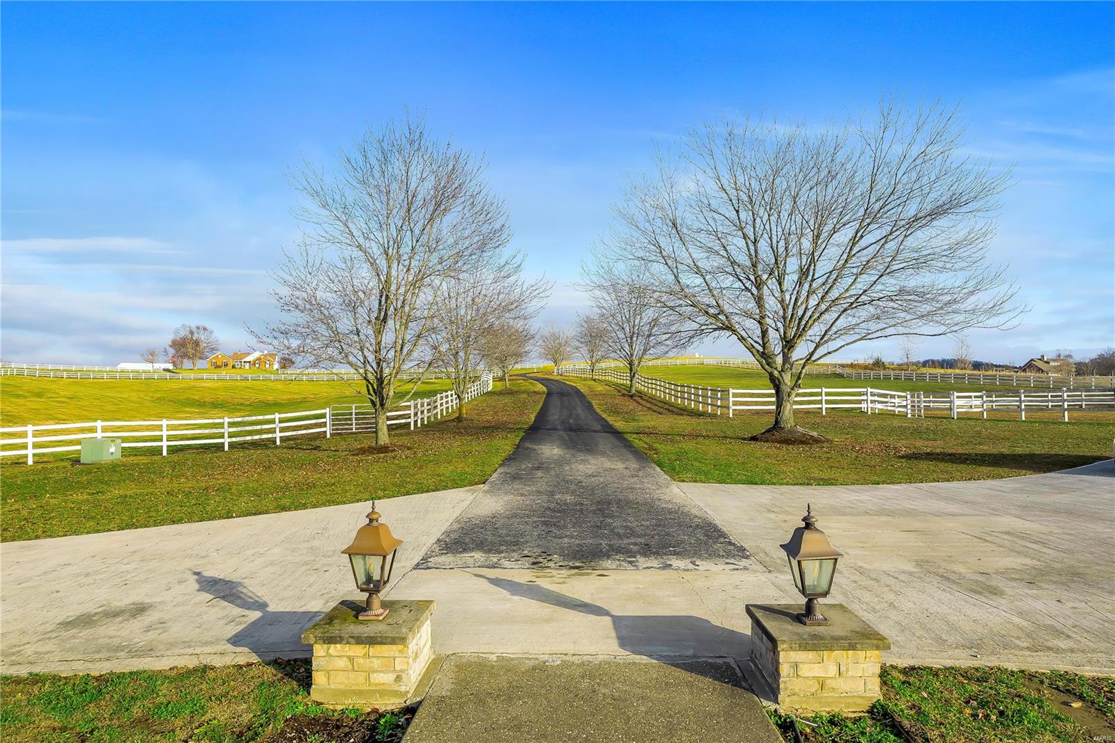 Lewis & Clark Trails - Residential