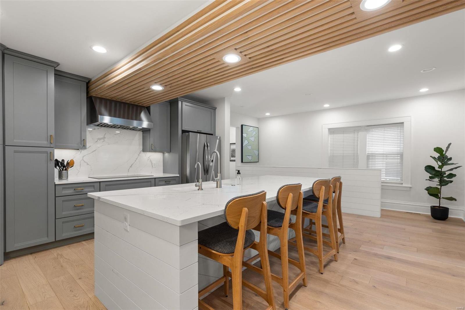 Hi Pointe - Residential