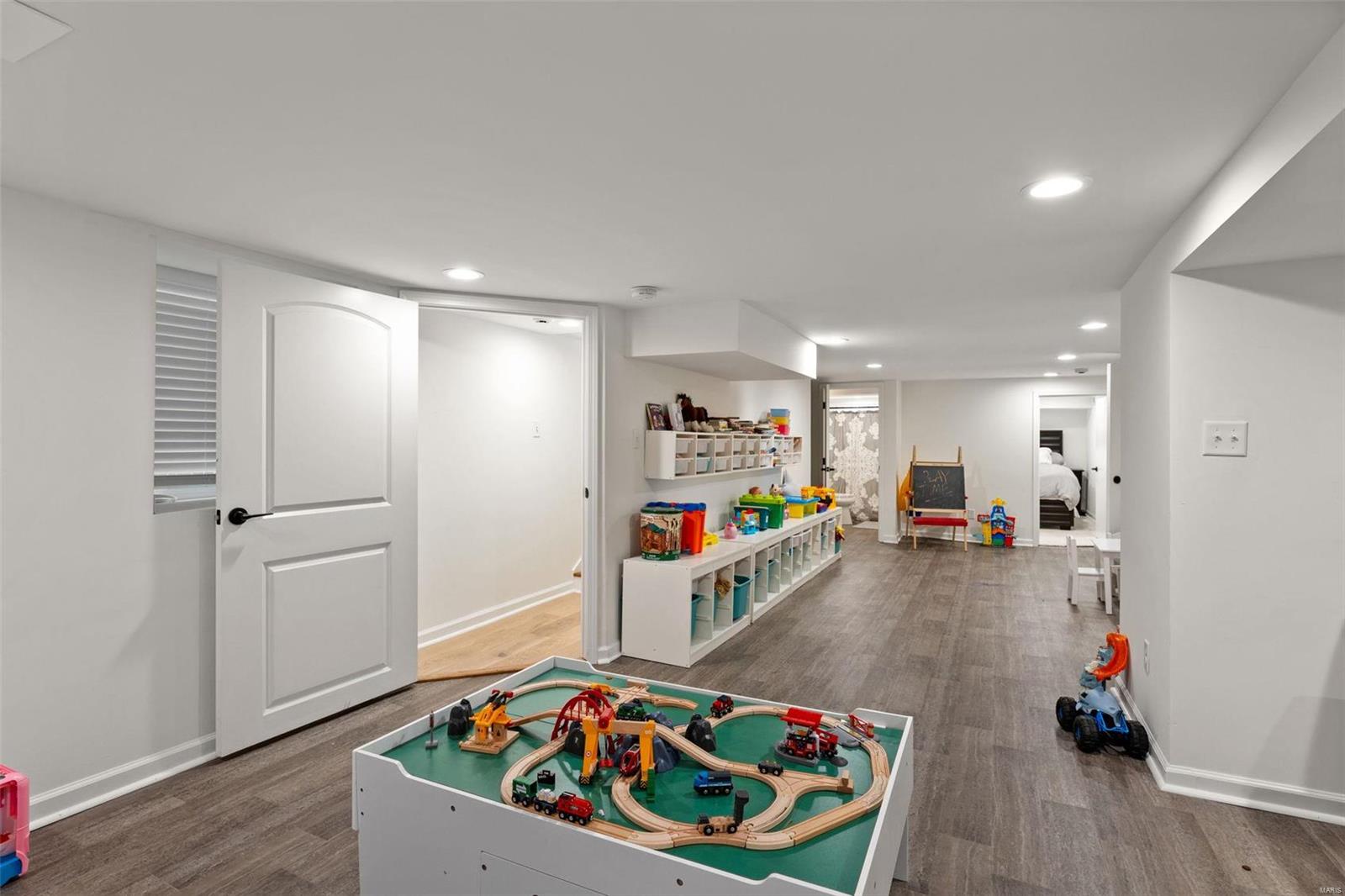 Hi Pointe - Residential