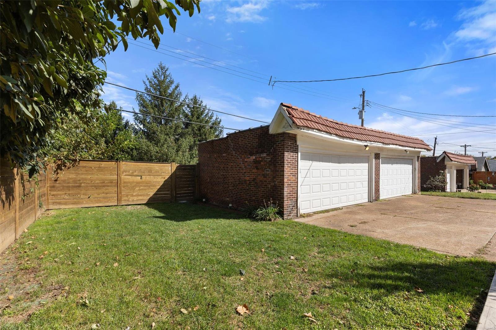 Hi Pointe - Residential