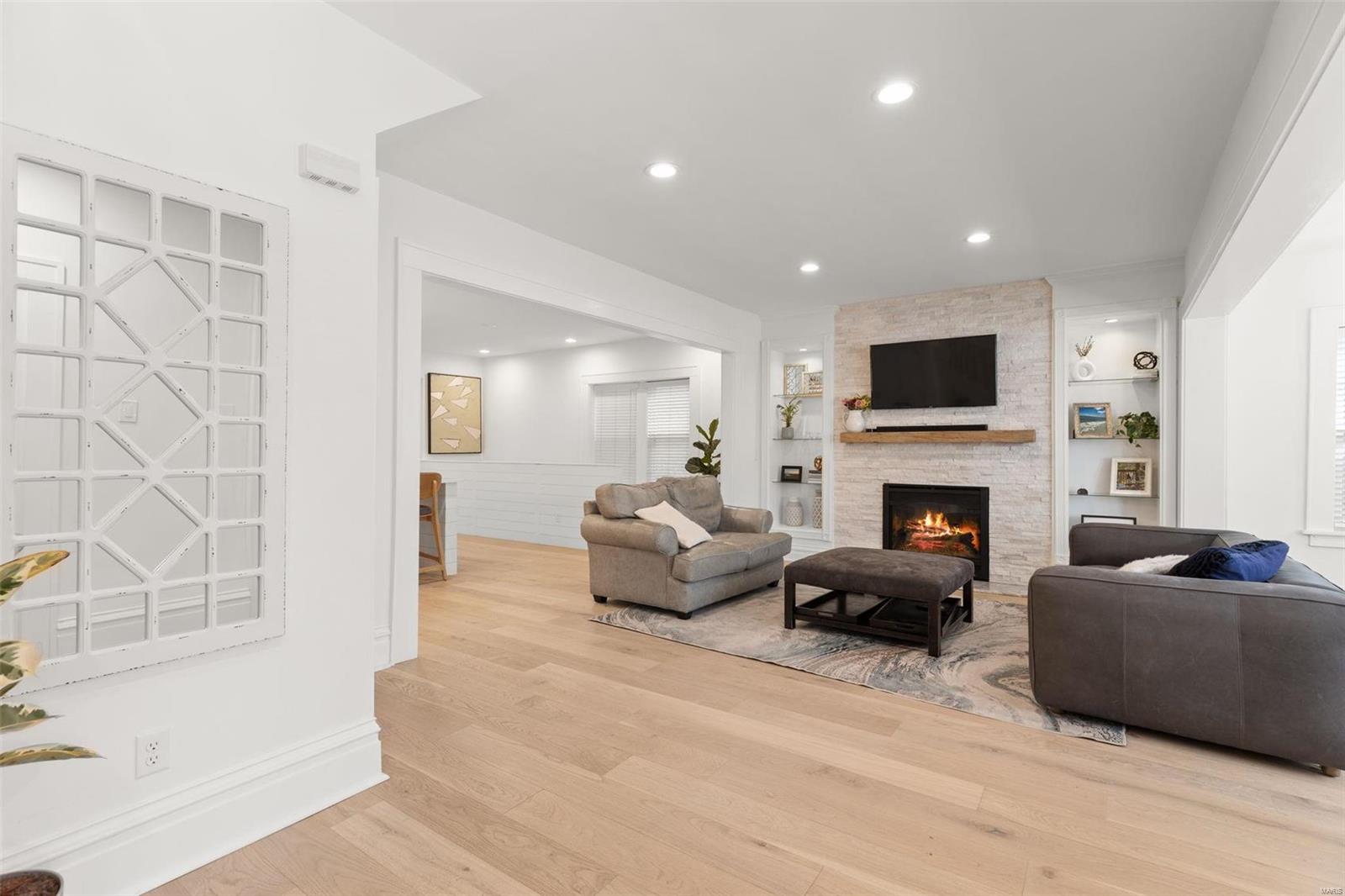 Hi Pointe - Residential