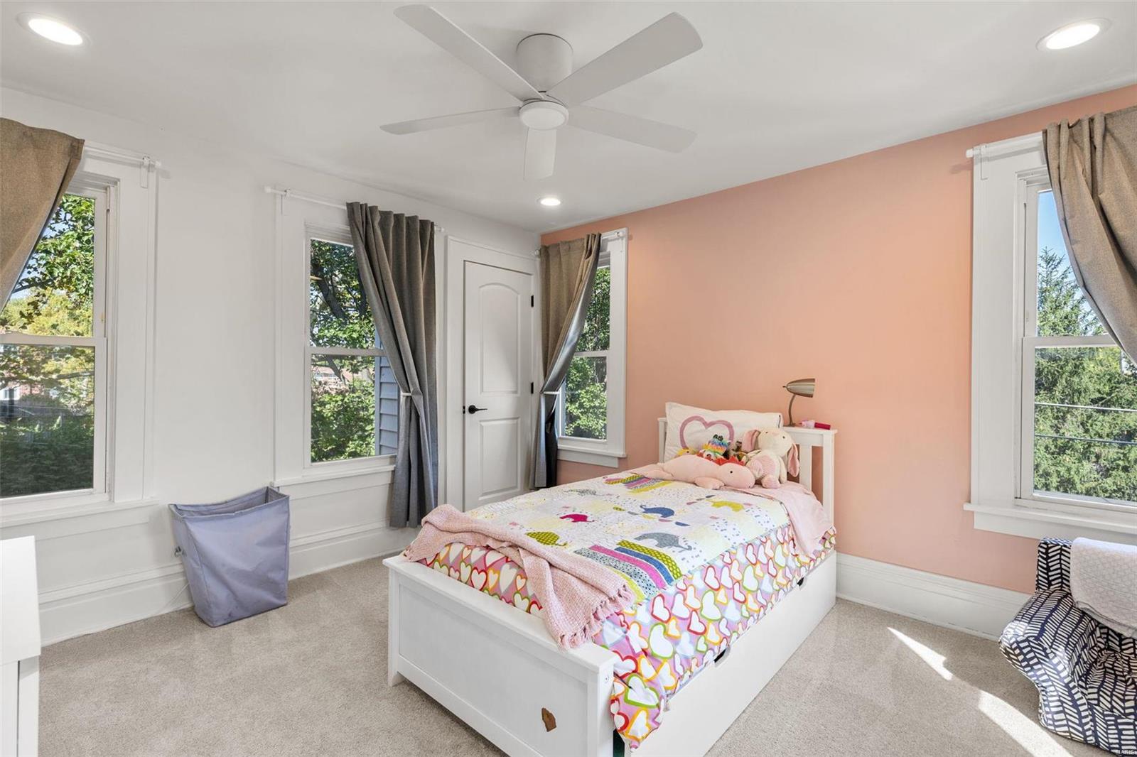 Hi Pointe - Residential