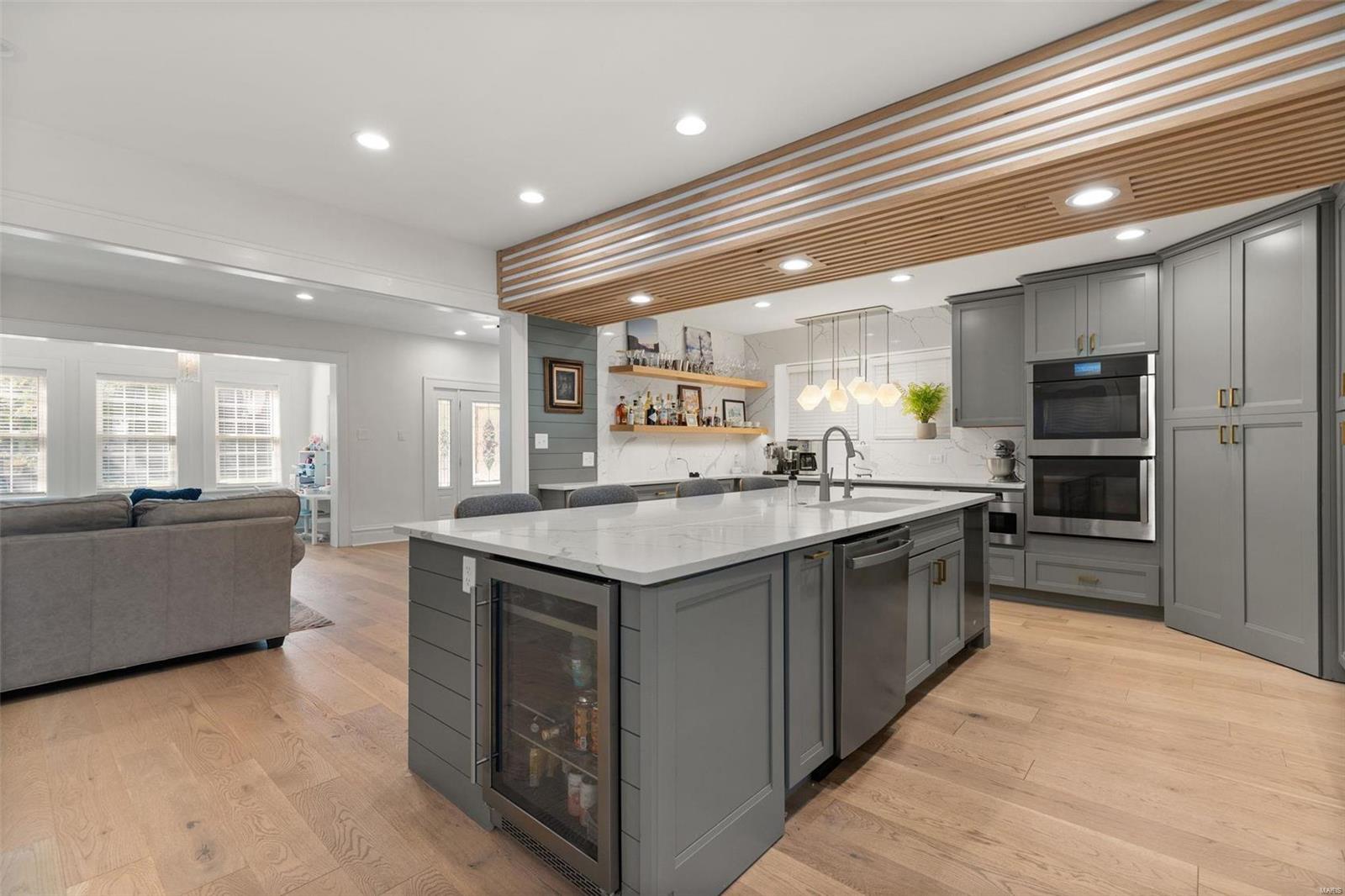 Hi Pointe - Residential