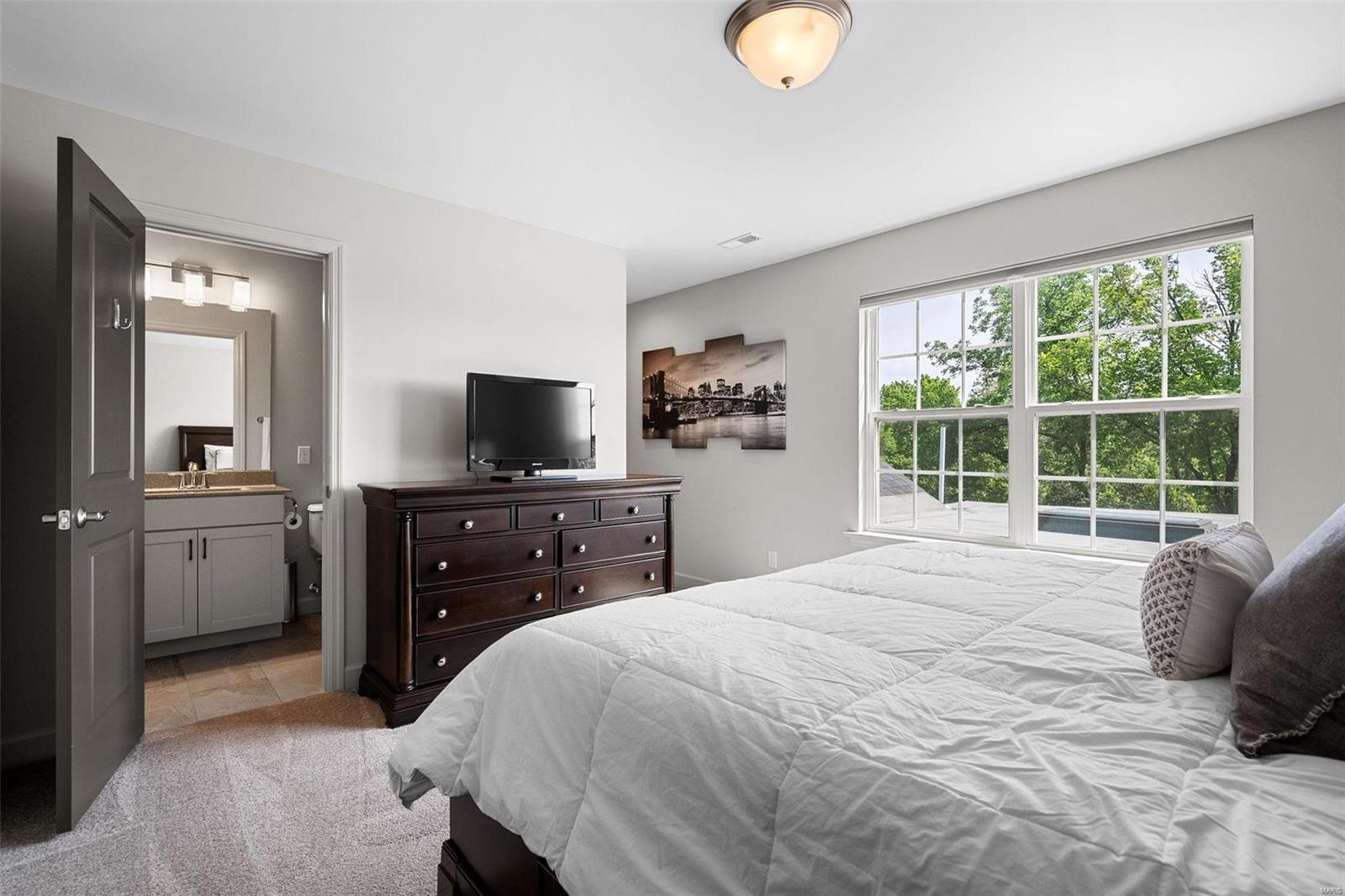 Warwick On White Road - Residential