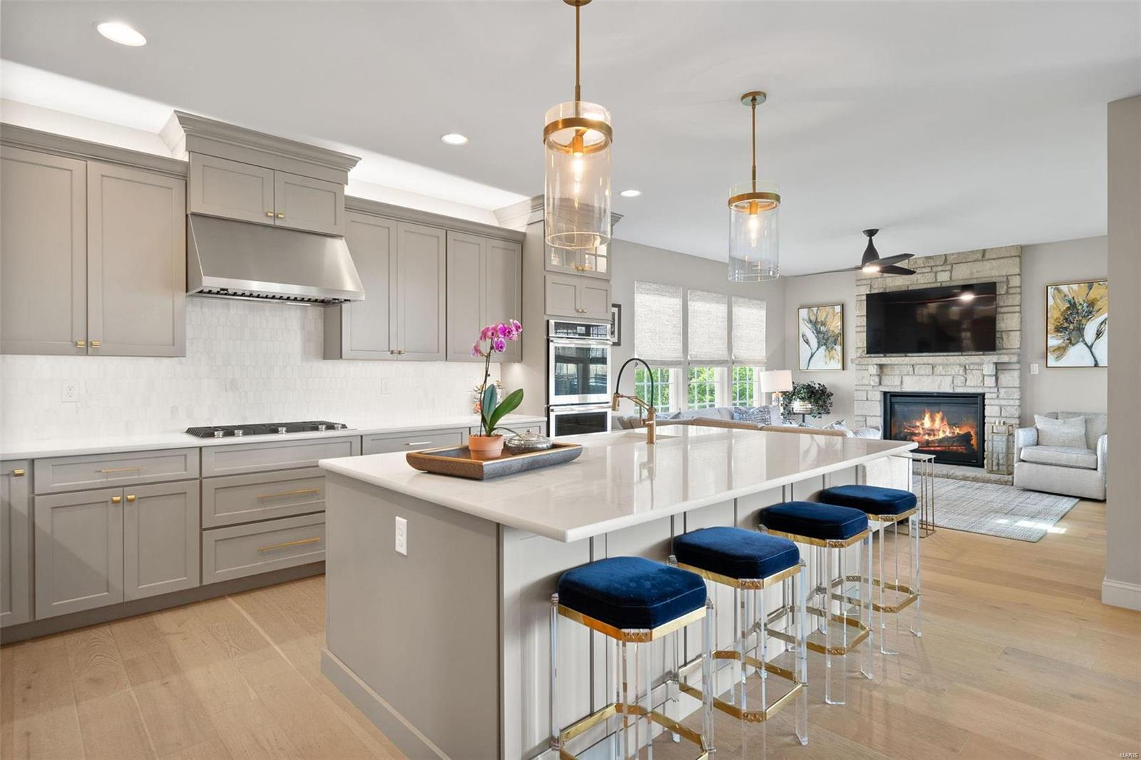 Warwick On White Road - Residential