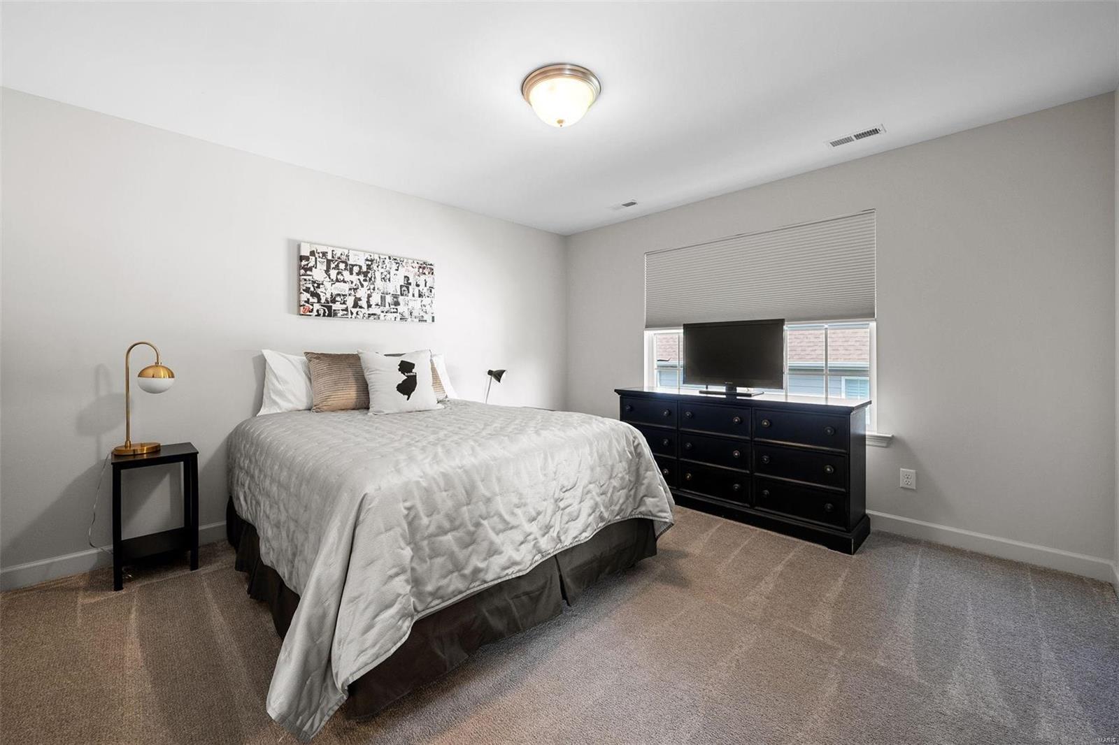 Warwick On White Road - Residential