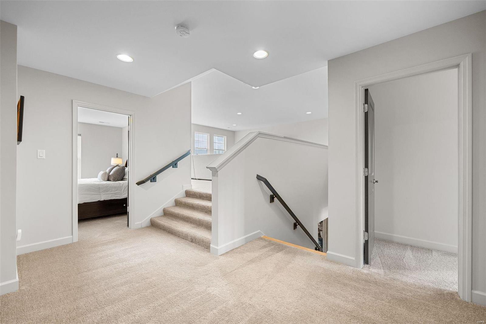 Warwick On White Road - Residential