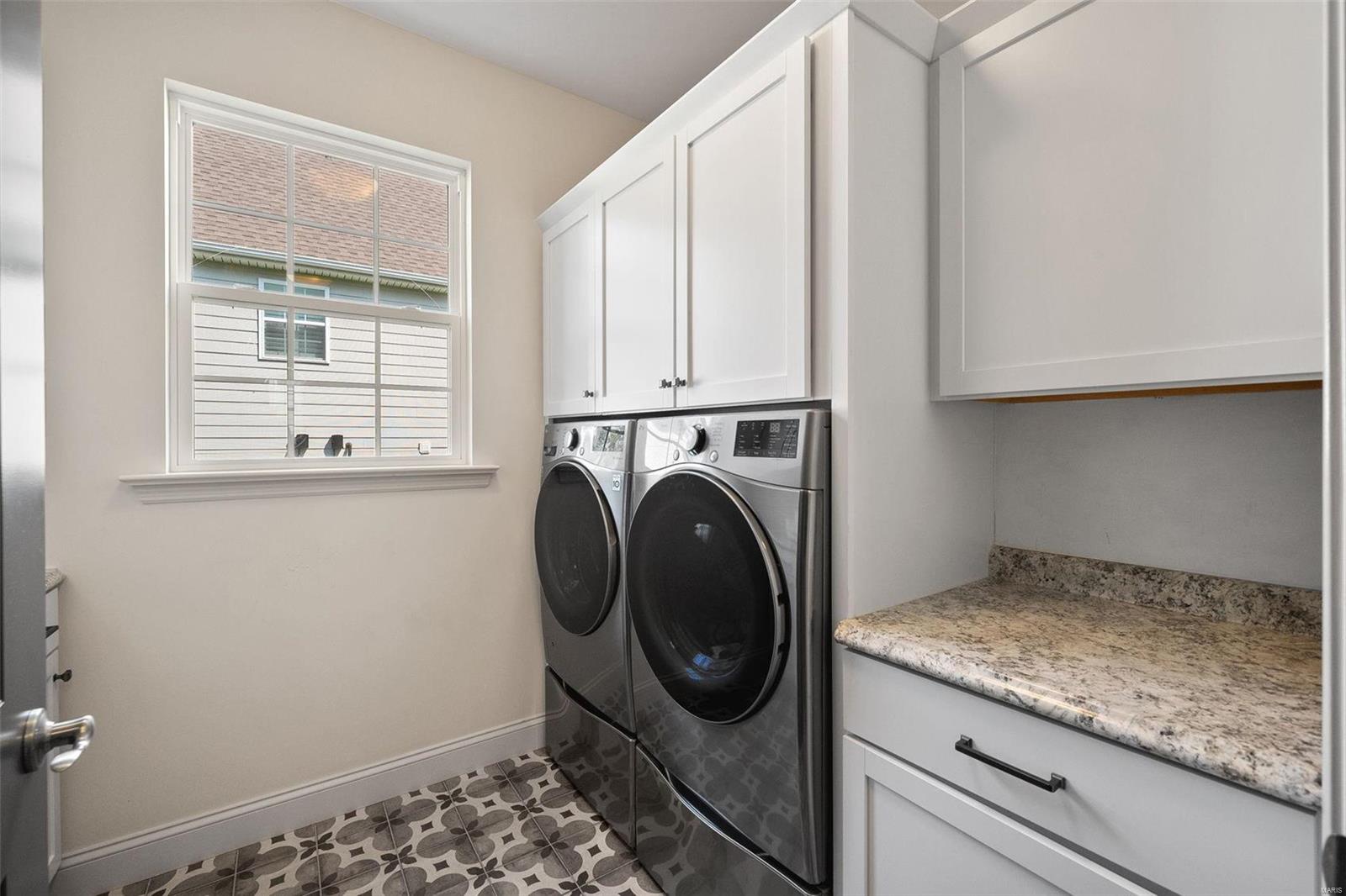 Warwick On White Road - Residential