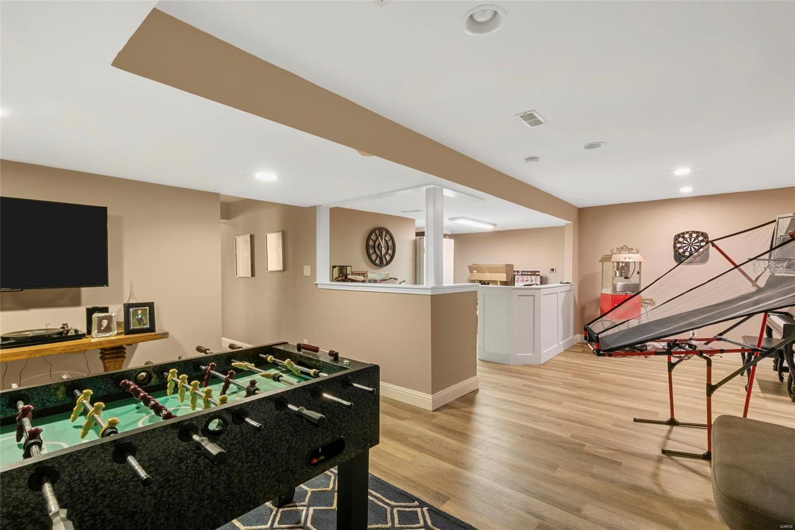 Stoney Mountain Village - Residential