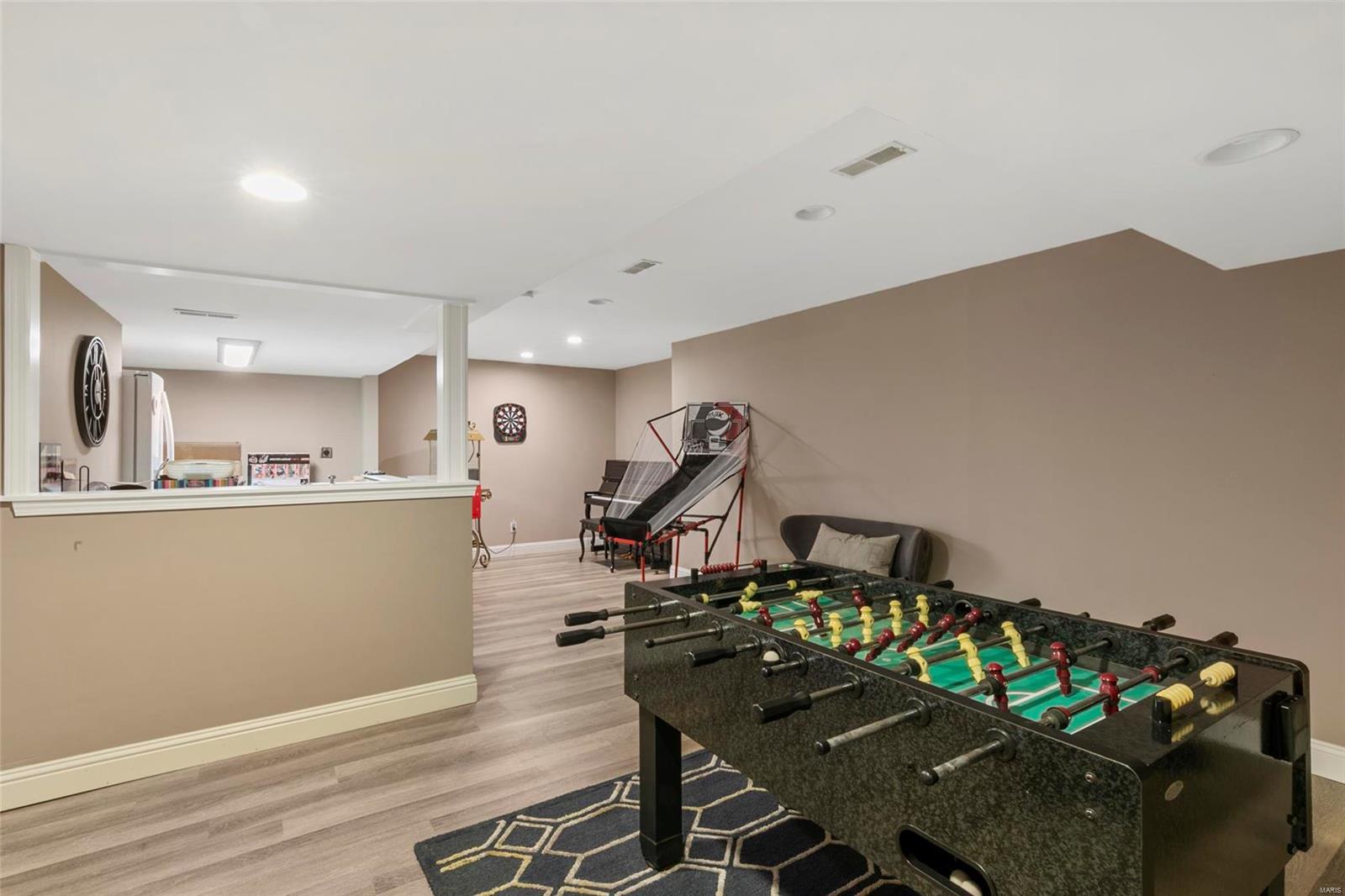 Stoney Mountain Village - Residential