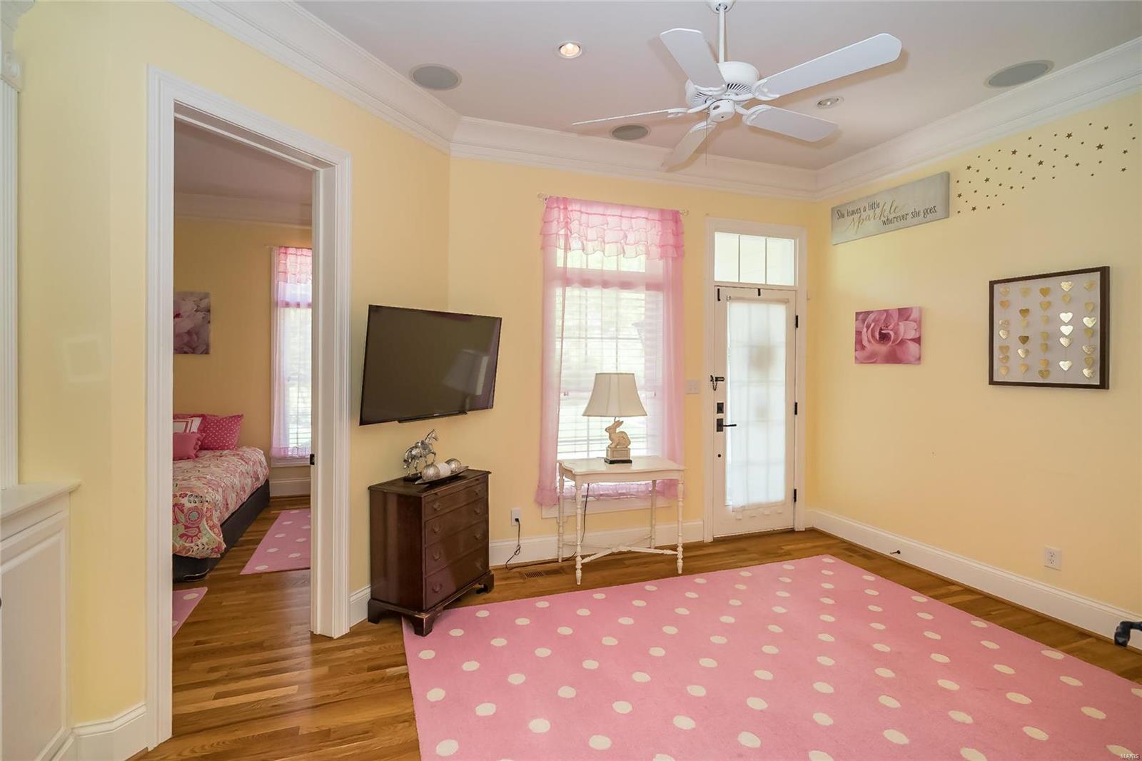 Huntleigh Manor - Residential