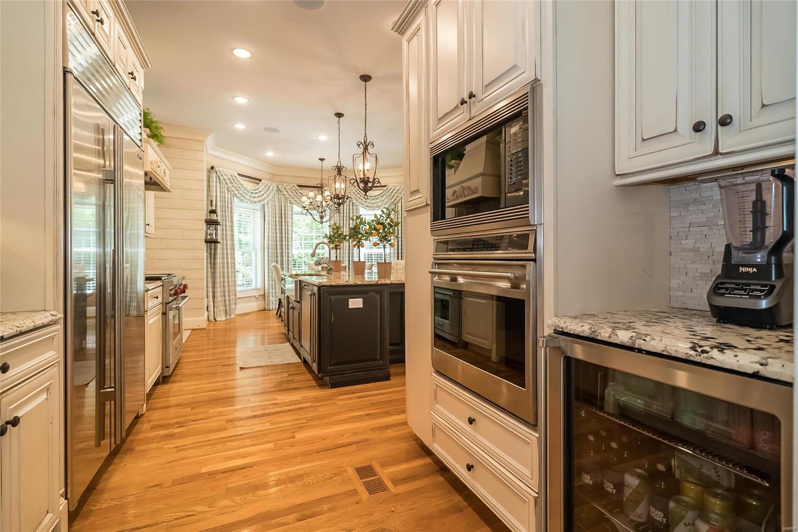 Huntleigh Manor - Residential