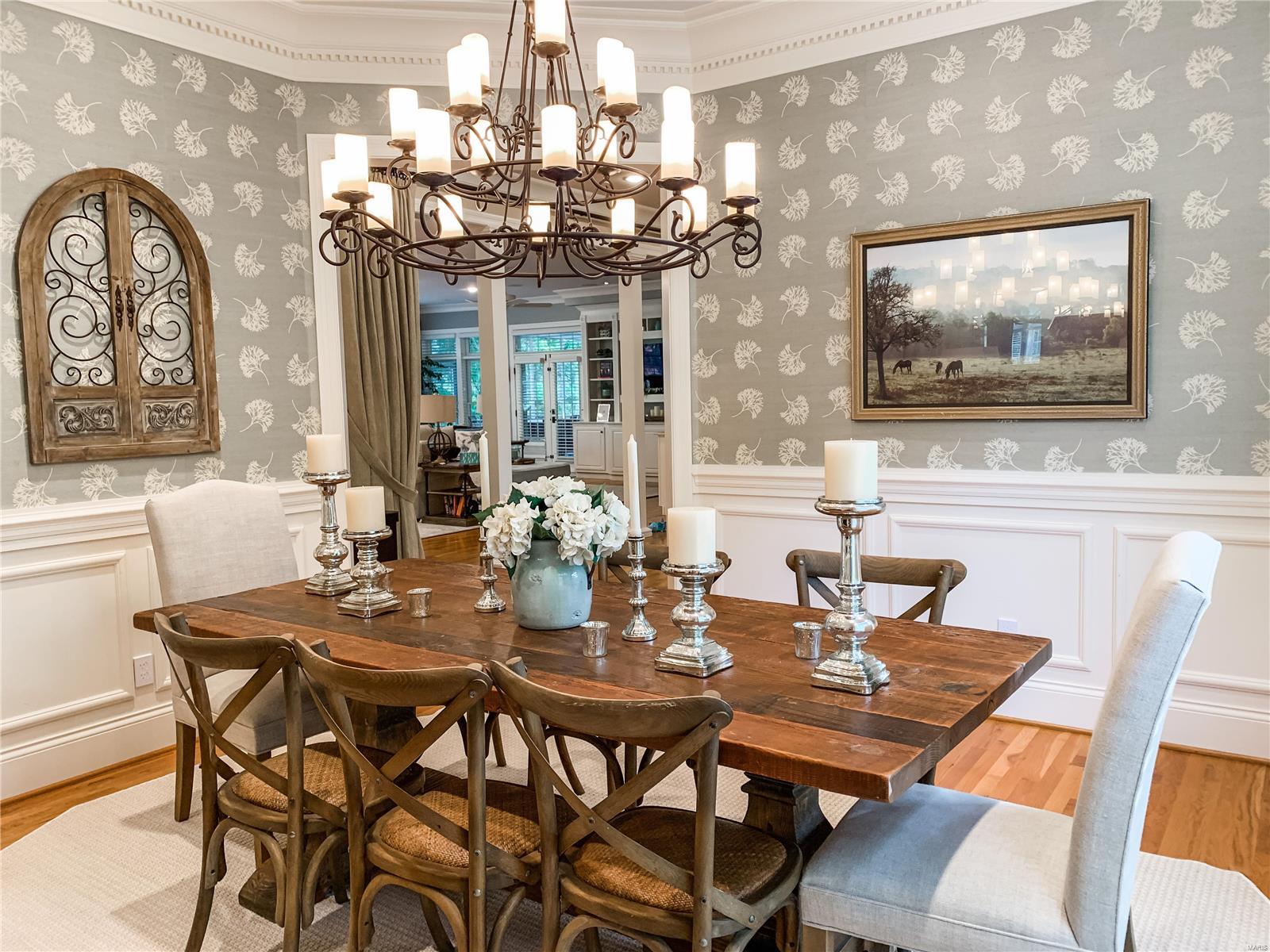 Huntleigh Manor - Residential