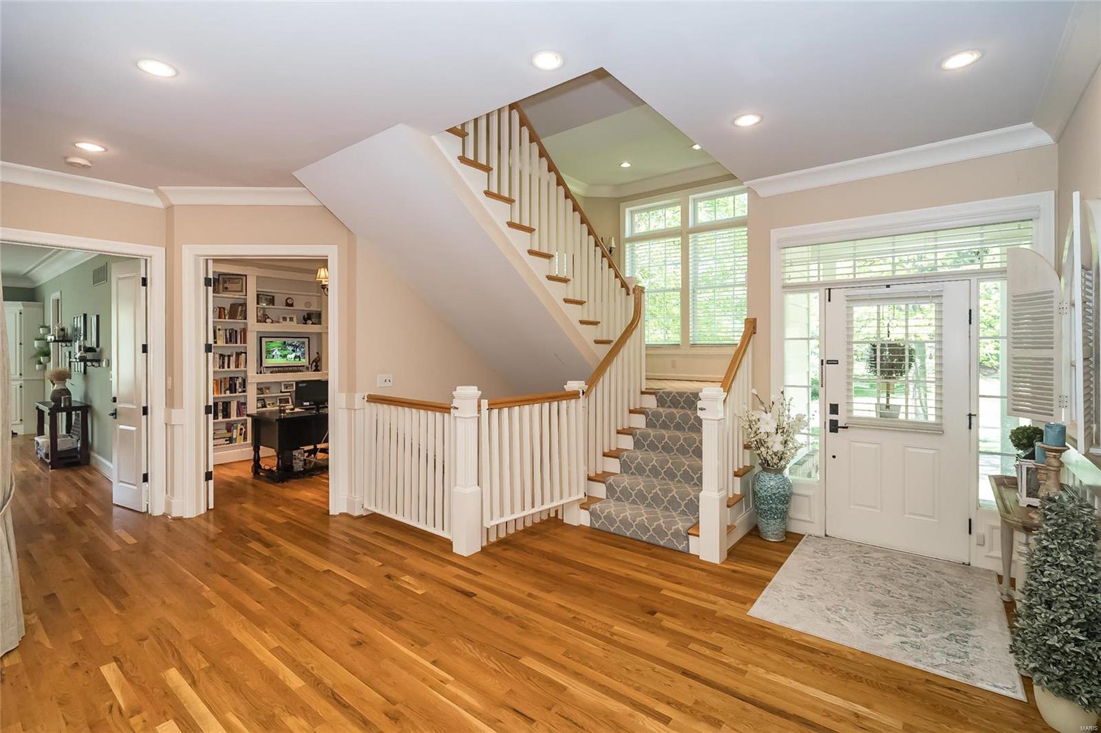 Huntleigh Manor - Residential