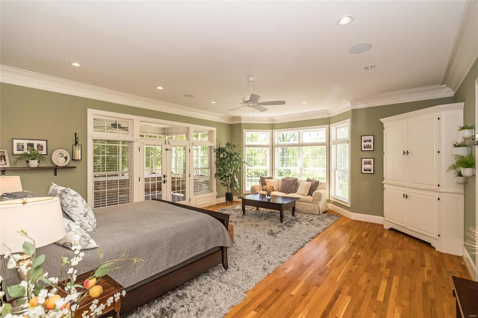 Huntleigh Manor - Residential