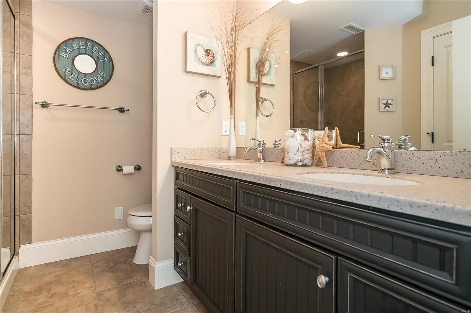 Huntleigh Manor - Residential