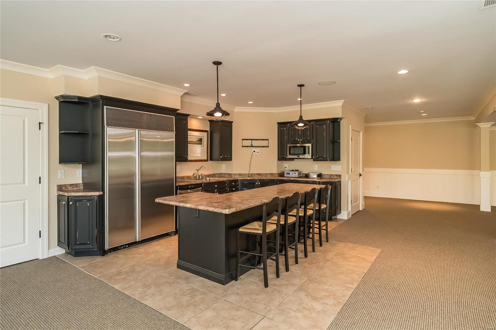 Huntleigh Manor - Residential