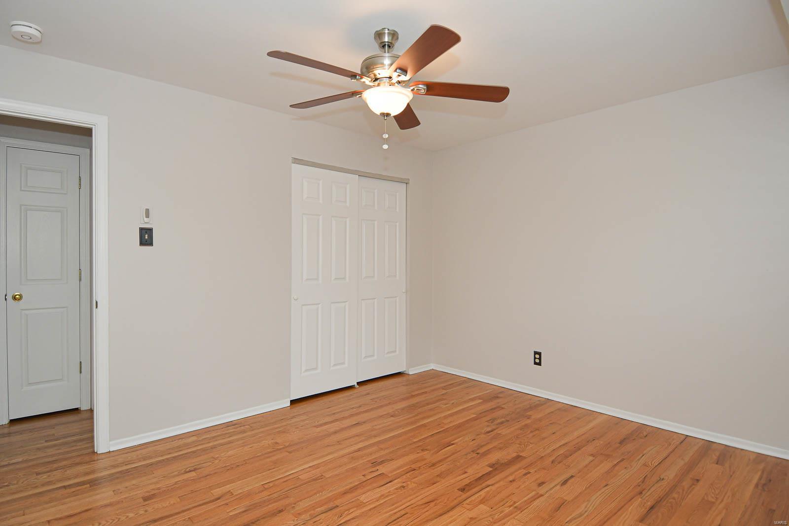 Saxon Manor South 1 - Residential Lease