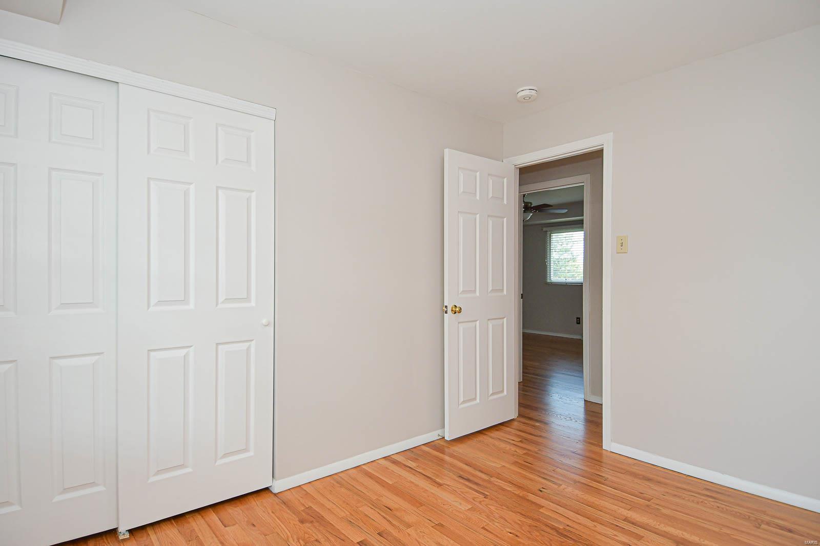 Saxon Manor South 1 - Residential Lease