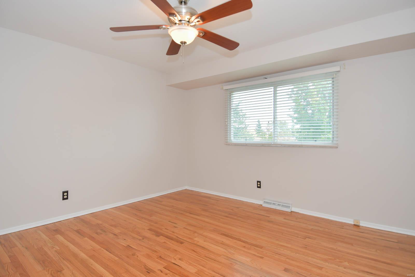 Saxon Manor South 1 - Residential Lease