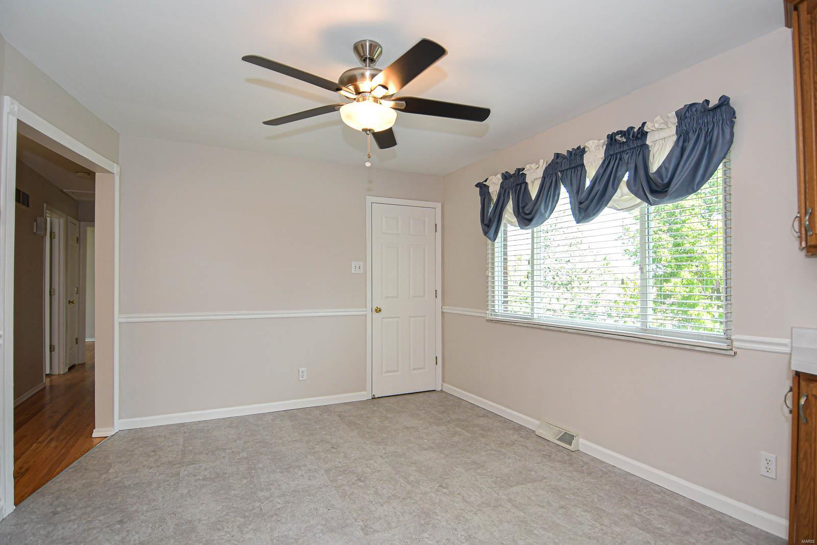 Saxon Manor South 1 - Residential Lease