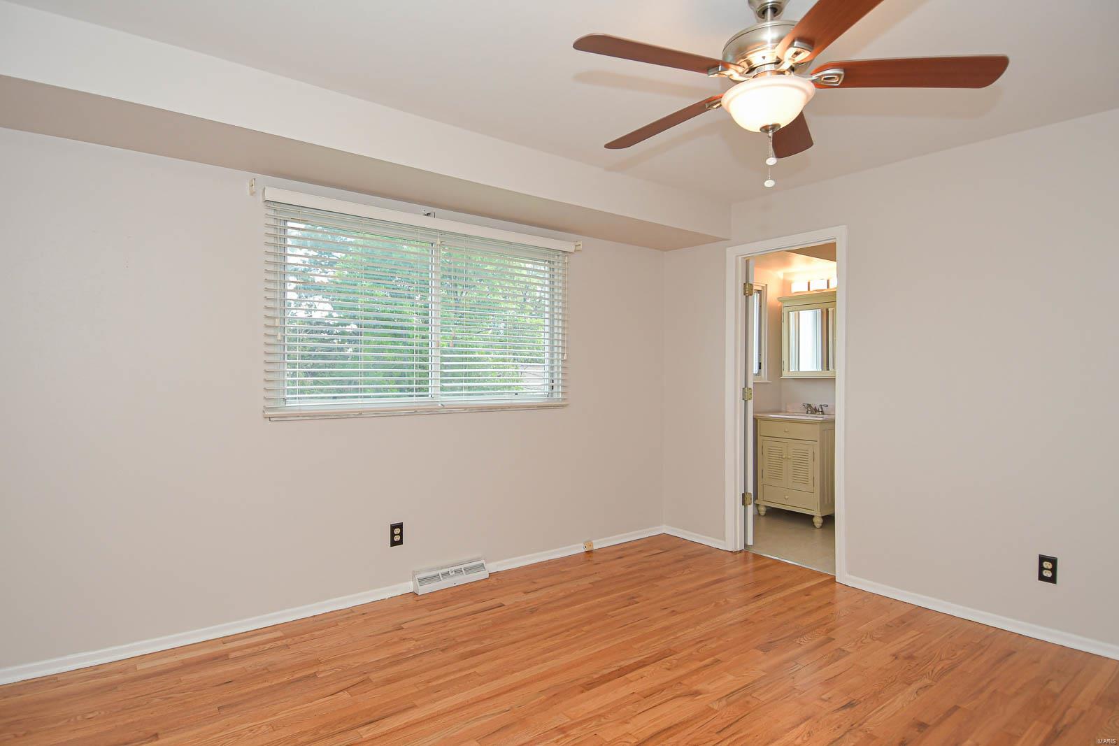 Saxon Manor South 1 - Residential Lease