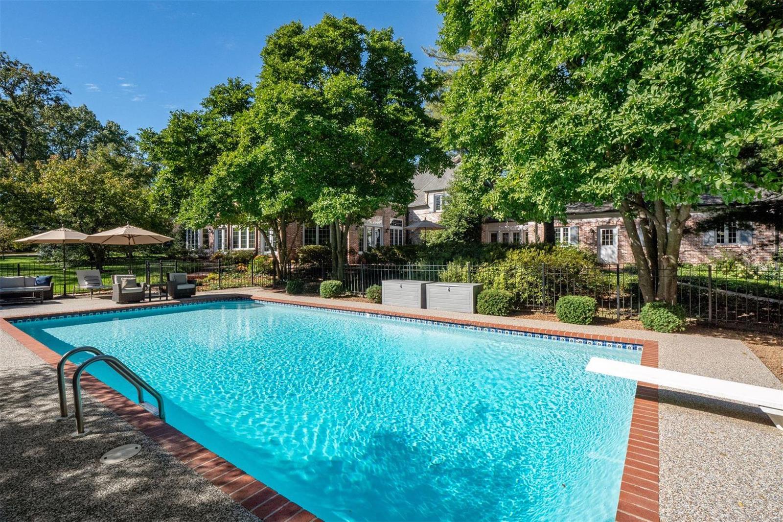 Robyn Lane Sub - Residential