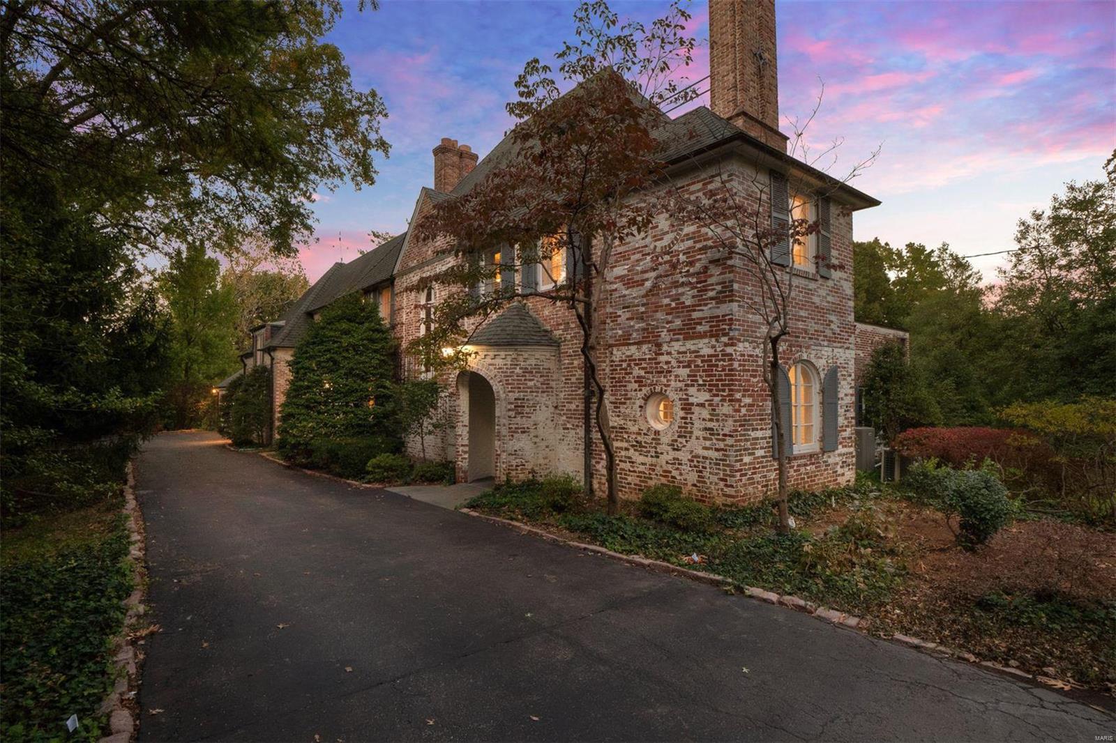 Robyn Lane Sub - Residential