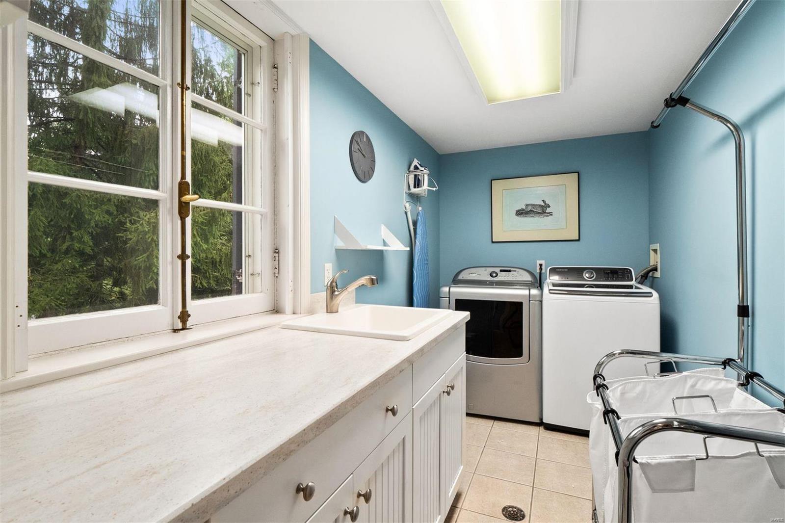 Robyn Lane Sub - Residential