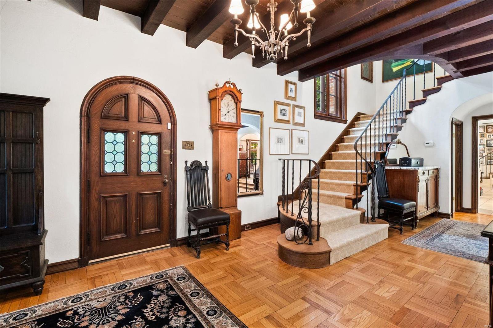 Robyn Lane Sub - Residential