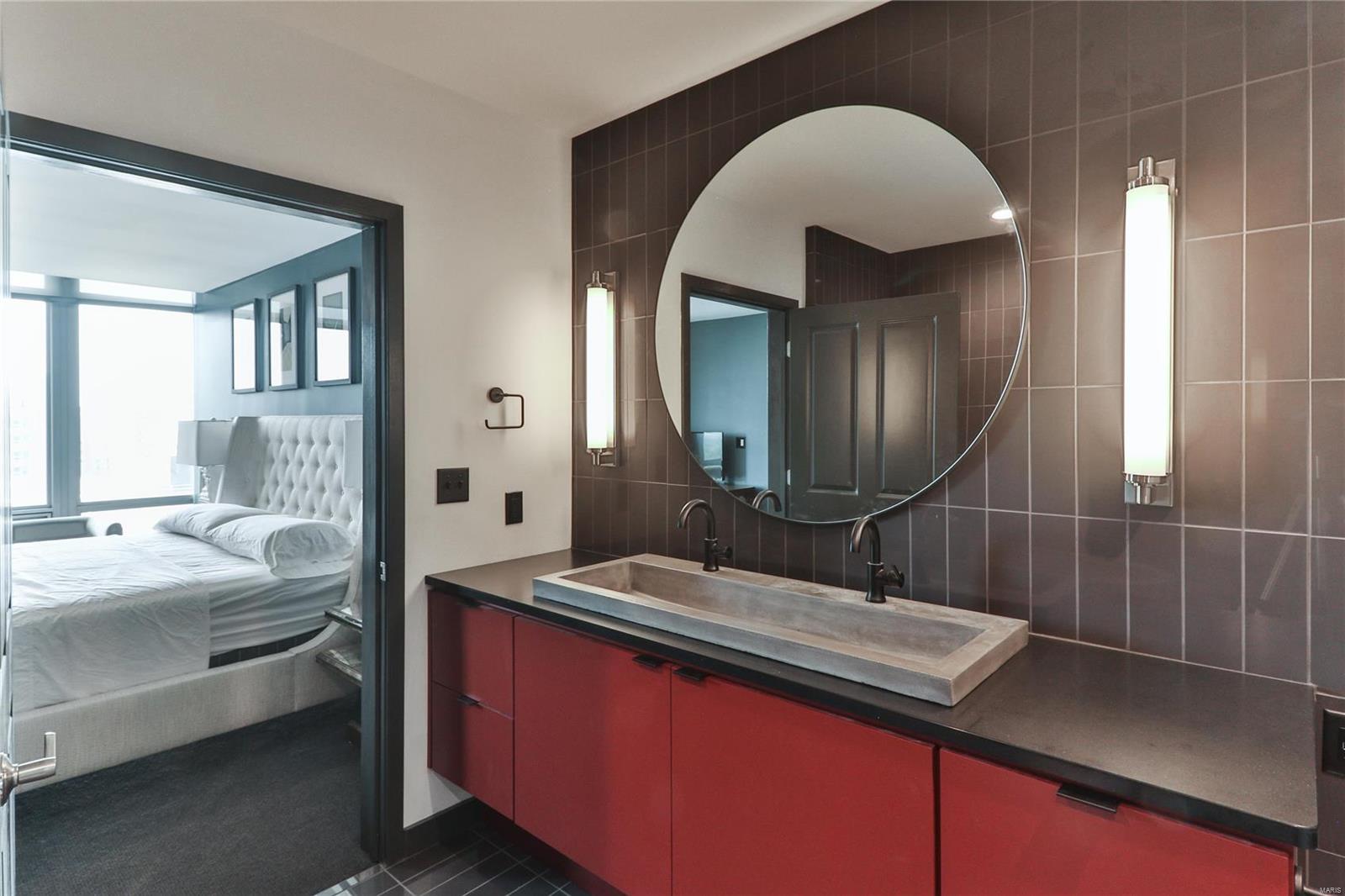 Park East Tower - Residential Lease