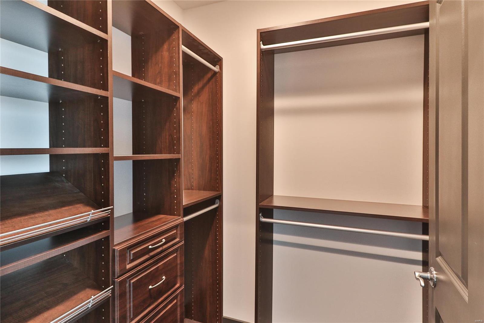 Park East Tower - Residential Lease