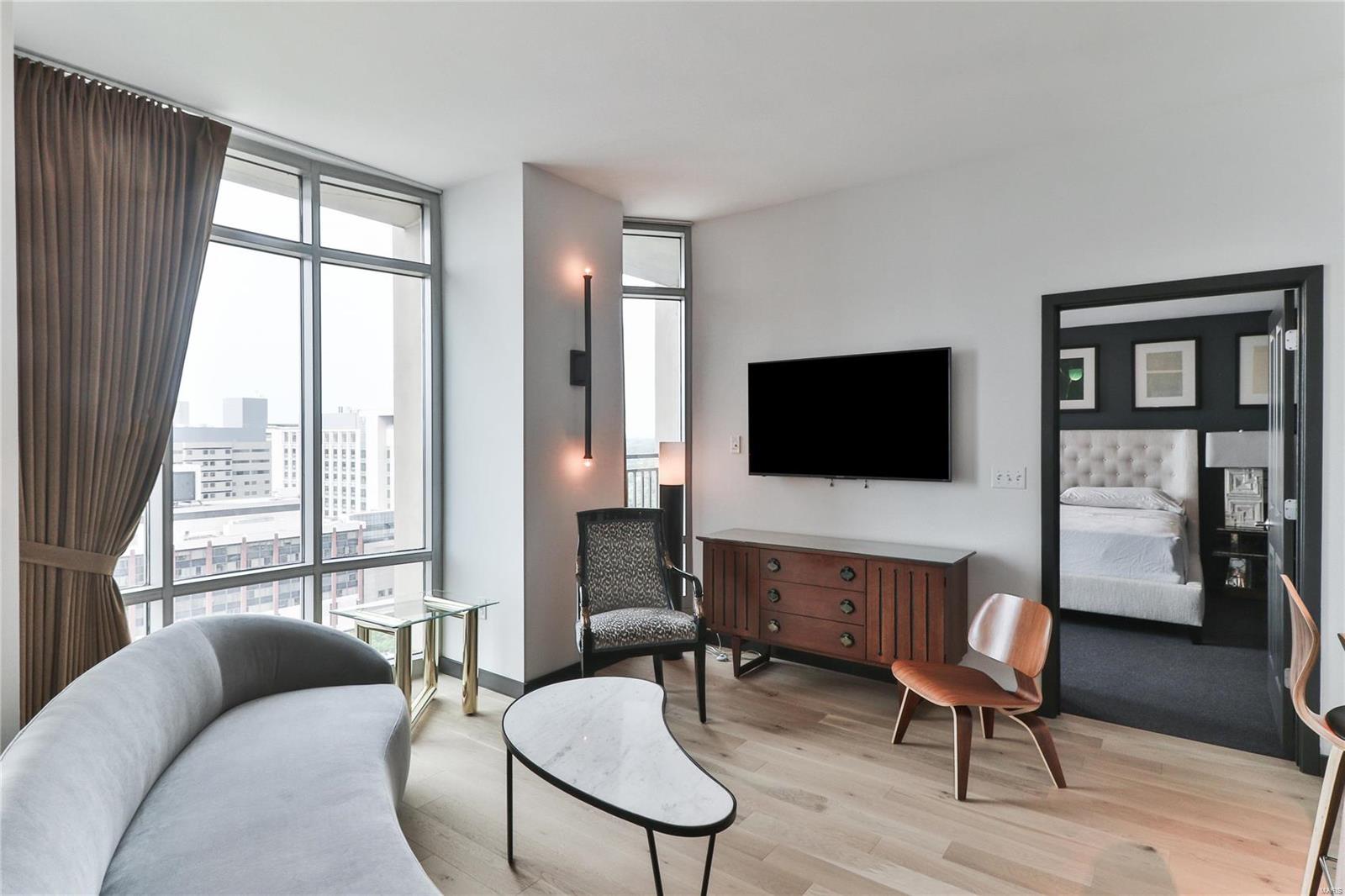 Park East Tower - Residential Lease