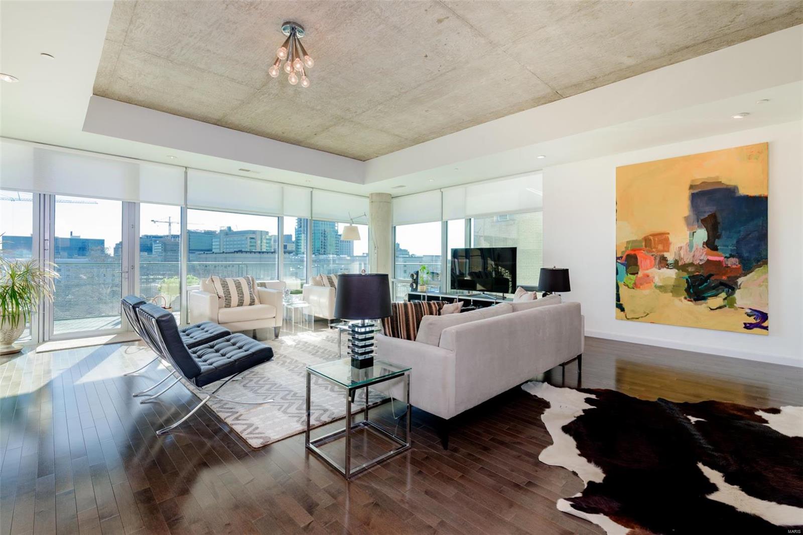 4545 Lindell - Residential