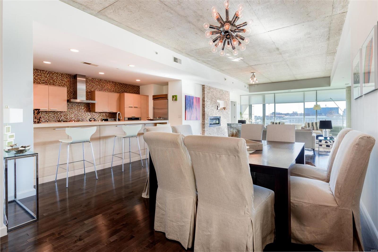 4545 Lindell - Residential