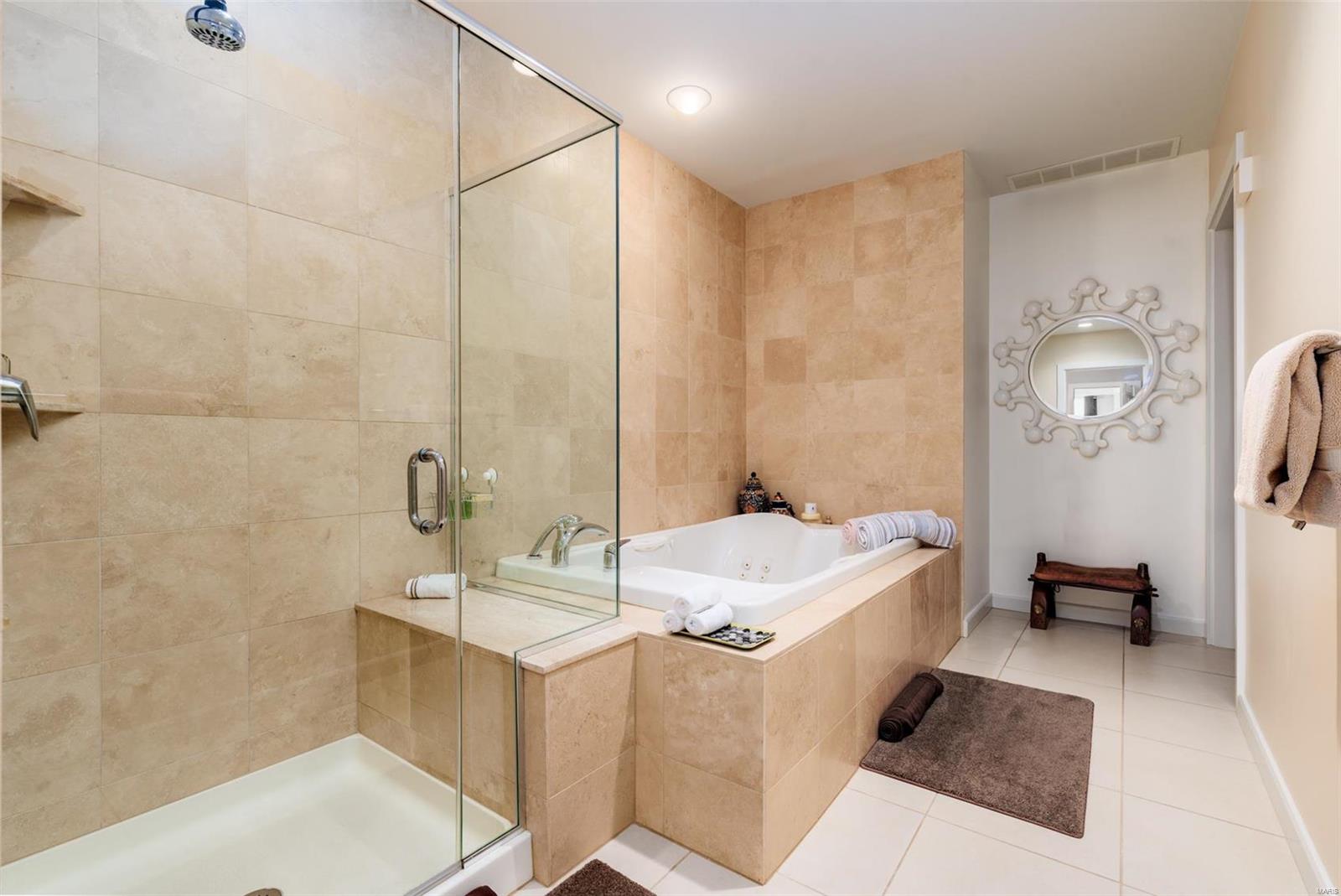 4545 Lindell - Residential