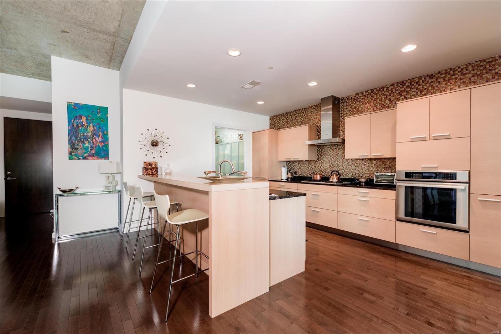 4545 Lindell - Residential