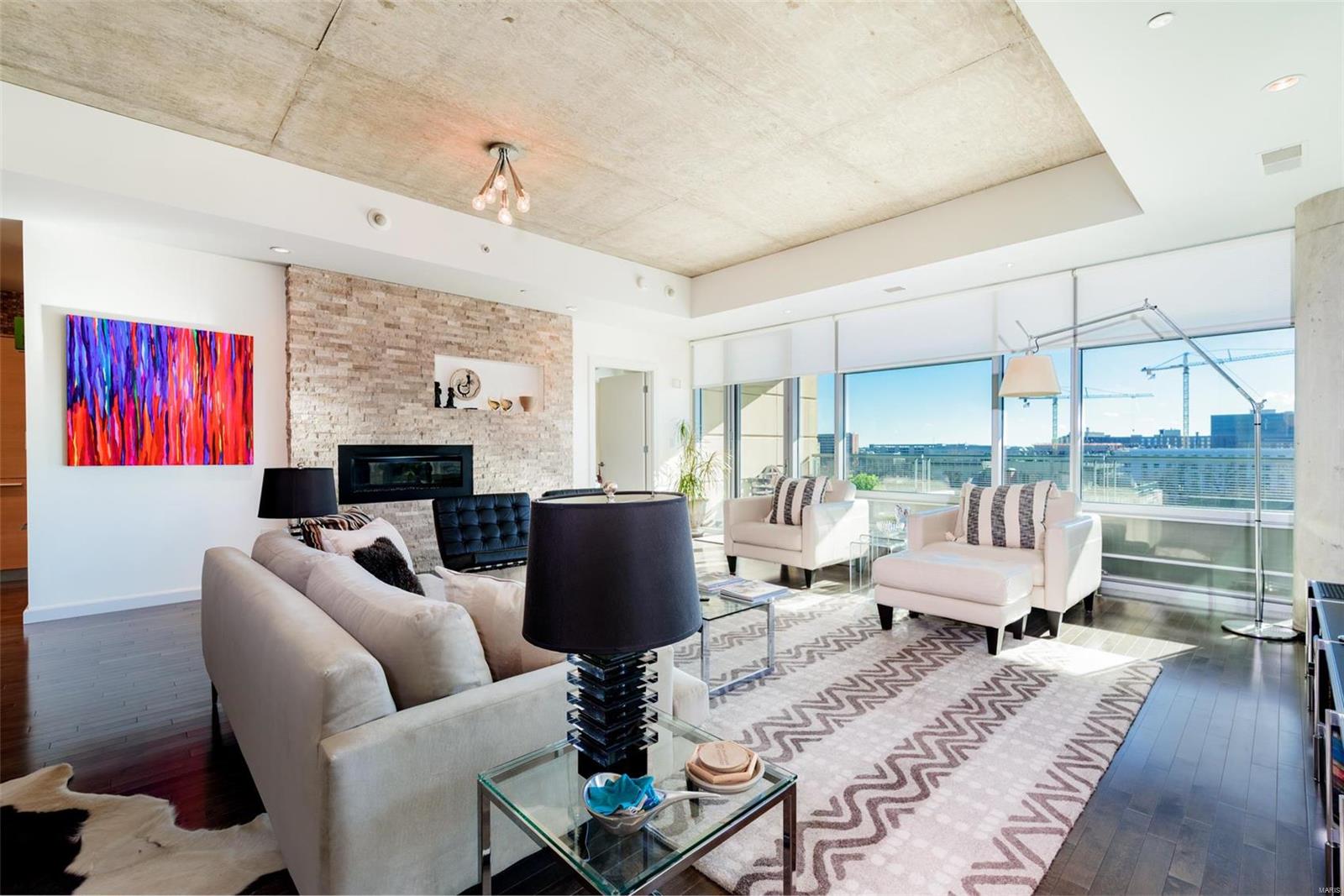 4545 Lindell - Residential