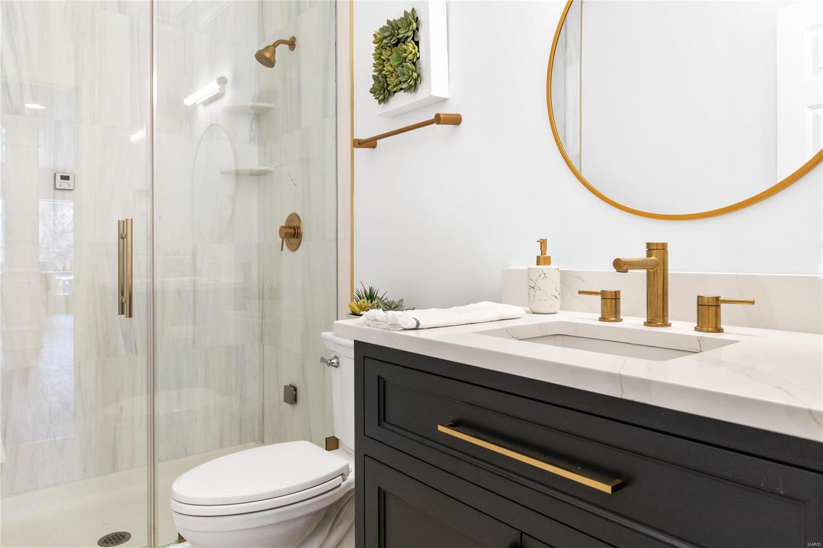 Whitmoor Upper Rdwy & Esmt - Residential