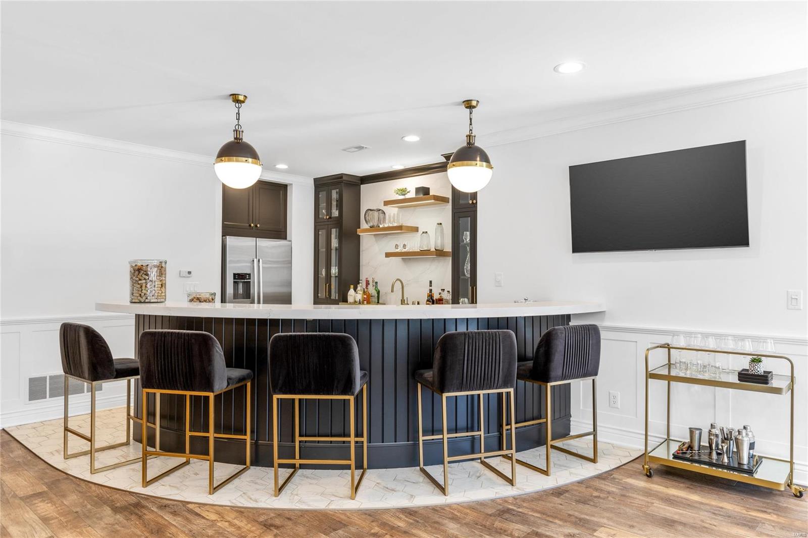 Whitmoor Upper Rdwy & Esmt - Residential