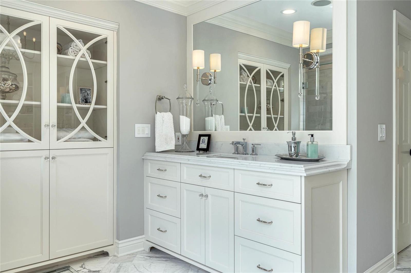 Whitmoor Upper Rdwy & Esmt - Residential